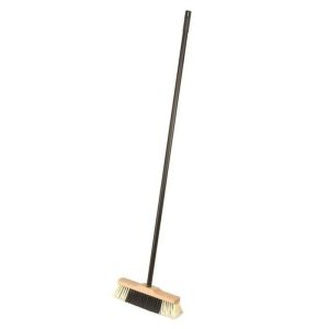 Elliott Indoor Broom Black 1.2M  |  Cleaning Cleaning Black