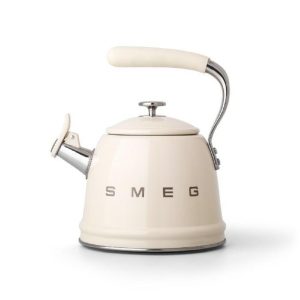 Smeg Kettle 2.3 Lt Retro Whistling Cream  |  Tea & Coffee Accessories Kitchenware Cream